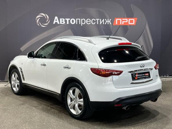 Infiniti FX II (S51) с пробегом 2010 года, цена 1 520 000 рублей, 219331 км, внедорожник, Автокод Объявления