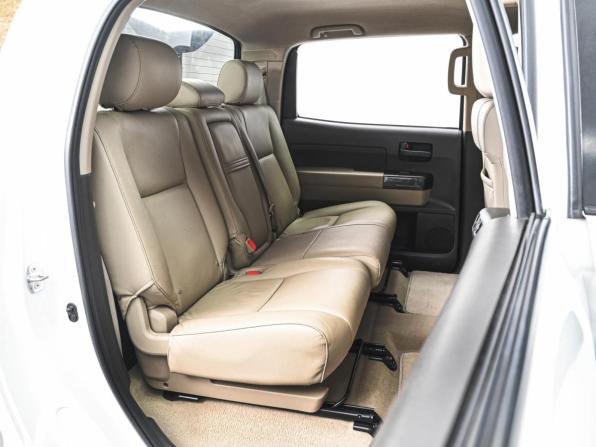 Toyota Tundra II с пробегом 2011 года, цена 3 799 000 рублей, 165595 км, offers.body_type.unknown, Автокод Объявления