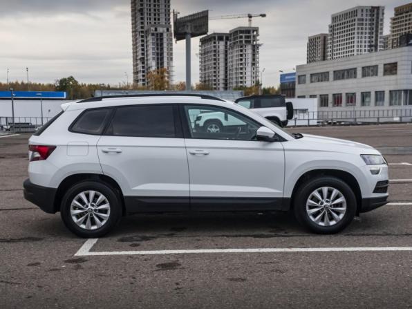 Skoda Karoq I с пробегом 2021 года, цена 2 599 000 рублей, 111952 км, внедорожник, Автокод Объявления