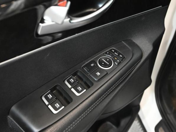 Kia Sorento III Prime с пробегом 2015 года, цена 2 200 000 рублей, 181757 км, внедорожник, Автокод Объявления