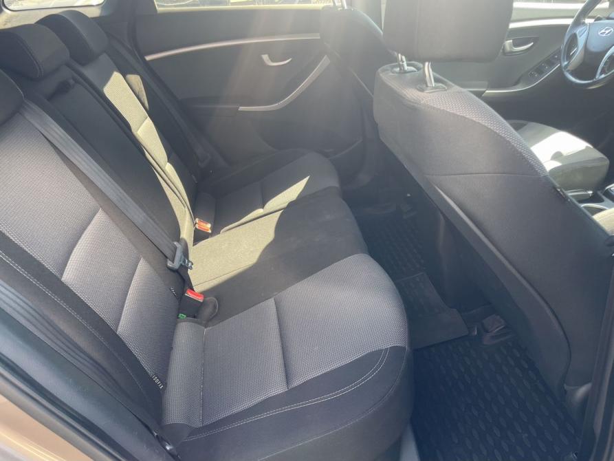 Hyundai i30 II Москва  - изображение 11