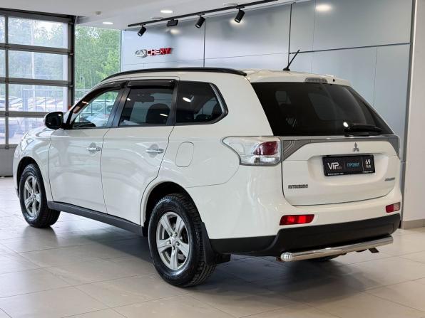 Mitsubishi Outlander III с пробегом 2012 года, цена 1 197 000 рублей, 238040 км, внедорожник, Автокод Объявления