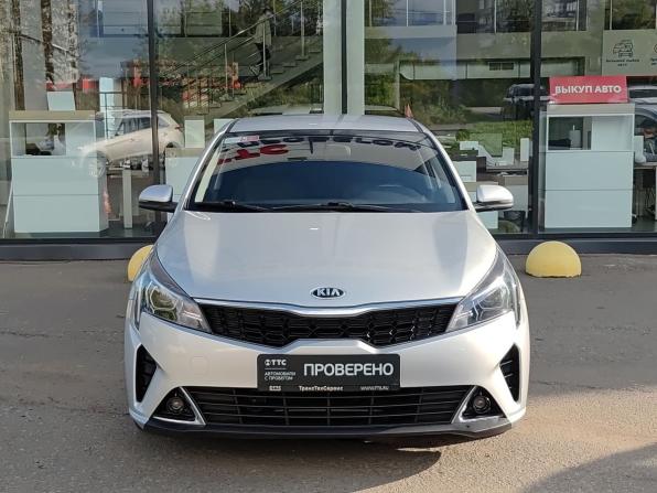 Kia Rio IV Рестайлинг с пробегом 2021 года, цена 1 799 000 рублей, 71000 км, седан, Автокод Объявления