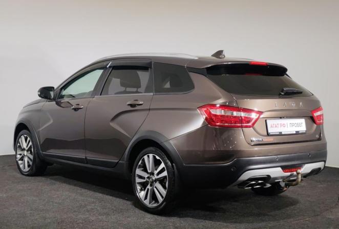 Lada (ВАЗ) Vesta I с пробегом 2018 года, цена 990 000 рублей, 90893 км, универсал, Автокод Объявления