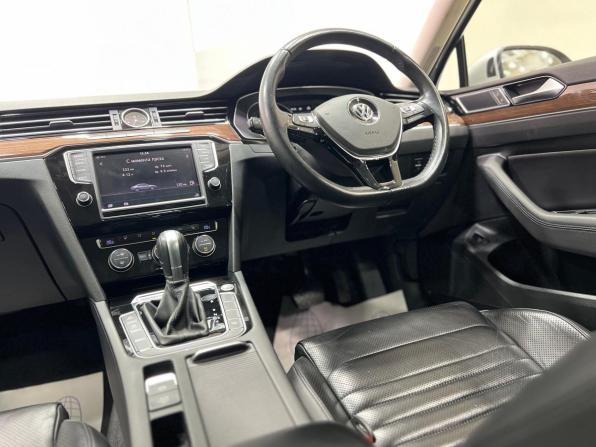 Volkswagen Passat B8 с пробегом 2015 года, цена 1 690 000 рублей, 104753 км, седан, Автокод Объявления