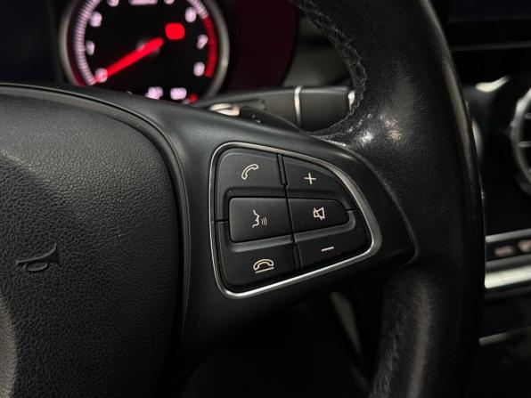 Mercedes-Benz C-Класс IV (W205) Рестайлинг с пробегом 2018 года, цена 2 310 000 рублей, 96823 км, седан, Автокод Объявления