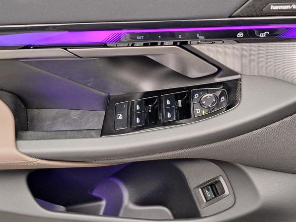 BMW 5 серии VIII (G60/G61/G68) с пробегом 2025 года, цена 9 200 000 рублей, 4510 км, седан, Автокод Объявления