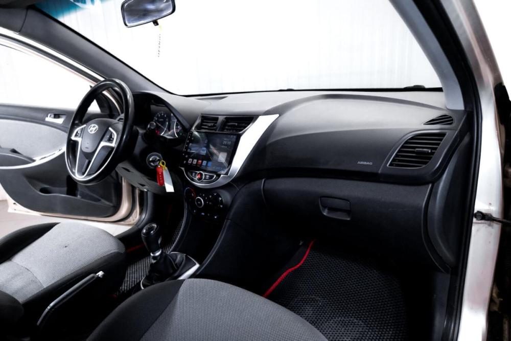 Hyundai Solaris I Тюмень  - изображение 16
