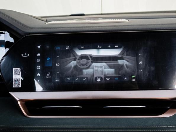 Geely Monjaro I с пробегом 2023 года, цена 3 050 000 рублей, 51490 км, внедорожник, Автокод Объявления