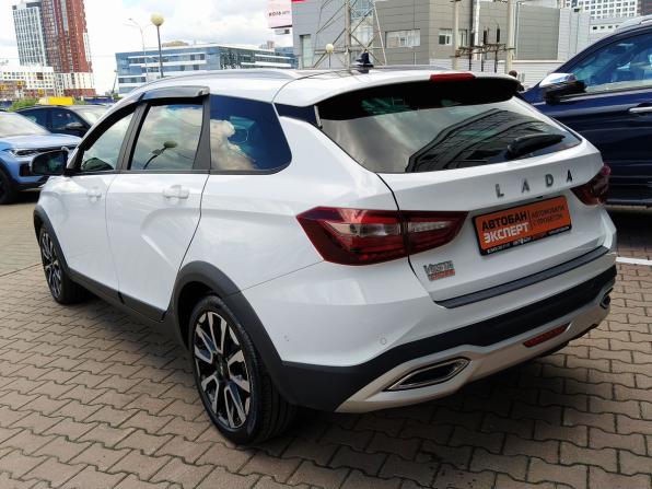 Lada (ВАЗ) Vesta I Рестайлинг (NG) с пробегом 2024 года, цена 1 629 000 рублей, 14170 км, универсал, Автокод Объявления