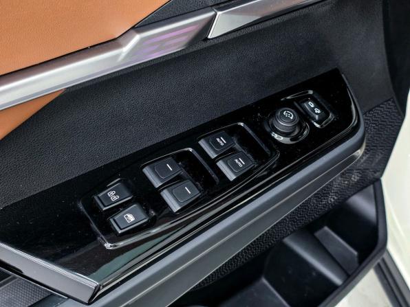 SsangYong Torres с пробегом 2022 года, цена 3 599 000 рублей, 45592 км, внедорожник, Автокод Объявления