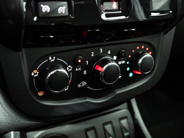 Renault Duster I Рестайлинг с пробегом 2016 года, цена 1 639 700 рублей, 54398 км, внедорожник, Автокод Объявления