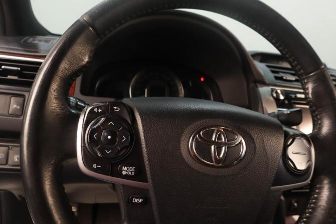 Toyota Camry VII (XV50) Рестайлинг с пробегом 2014 года, цена 1 439 000 рублей, 212300 км, седан, Автокод Объявления