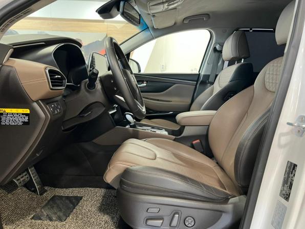 Hyundai Santa Fe IV с пробегом 2018 года, цена 3 710 000 рублей, 67904 км, внедорожник, Автокод Объявления