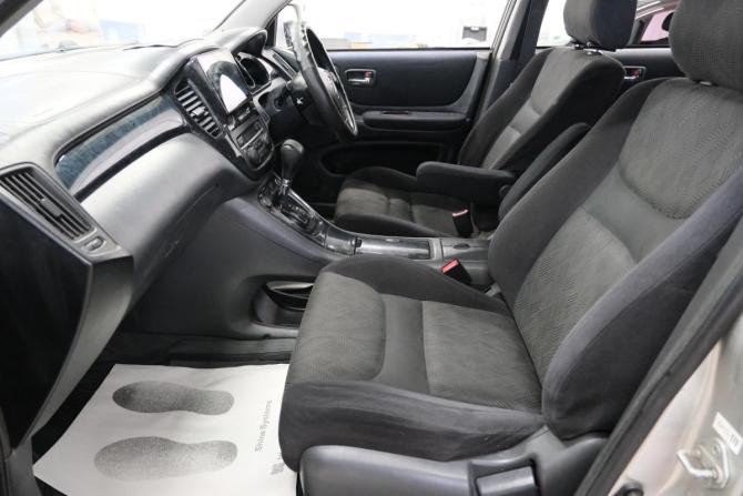 Toyota Kluger I (XU20) с пробегом 2001 года, цена 999 000 рублей, 325000 км, внедорожник, Автокод Объявления