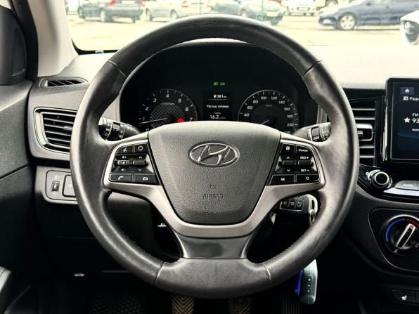 Hyundai Solaris II Рестайлинг с пробегом 2020 года, цена 1 499 000 рублей, 63415 км, седан, Автокод Объявления