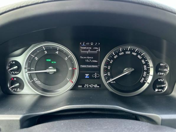 Toyota Land Cruiser 200 Series Рестайлинг 2 с пробегом 2016 года, цена 5 400 000 рублей, 254007 км, внедорожник, Автокод Объявления