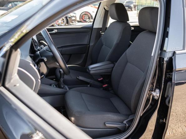 Volkswagen Polo VI с пробегом 2021 года, цена 1 469 000 рублей, 77158 км, лифтбек, Автокод Объявления