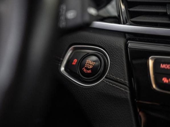 BMW X1 II (F48) Рестайлинг с пробегом 2021 года, цена 3 300 000 рублей, 88764 км, внедорожник, Автокод Объявления