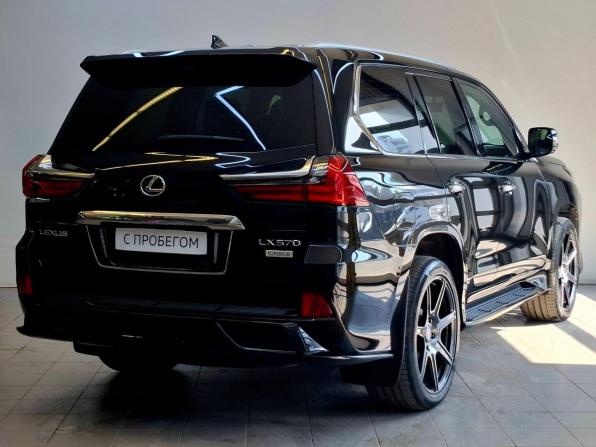 Lexus LX III Рестайлинг 2 с пробегом 2018 года, цена 10 590 000 рублей, 84670 км, внедорожник, Автокод Объявления
