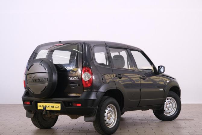 Chevrolet Niva I Рестайлинг с пробегом 2013 года, цена 619 000 рублей, 155500 км, внедорожник, Автокод Объявления