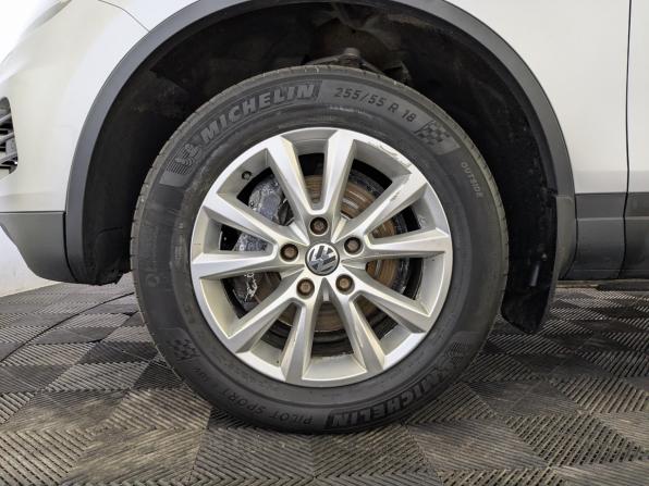 Volkswagen Touareg II с пробегом 2013 года, цена 1 952 500 рублей, 177393 км, внедорожник, Автокод Объявления