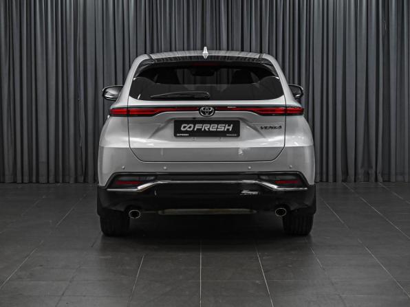 Toyota Venza II с пробегом 2023 года, цена 4 730 000 рублей, 34212 км, внедорожник, Автокод Объявления
