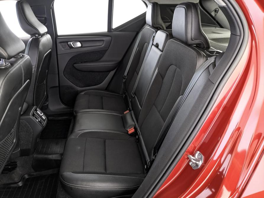 Volvo XC40 I Москва  - изображение 18