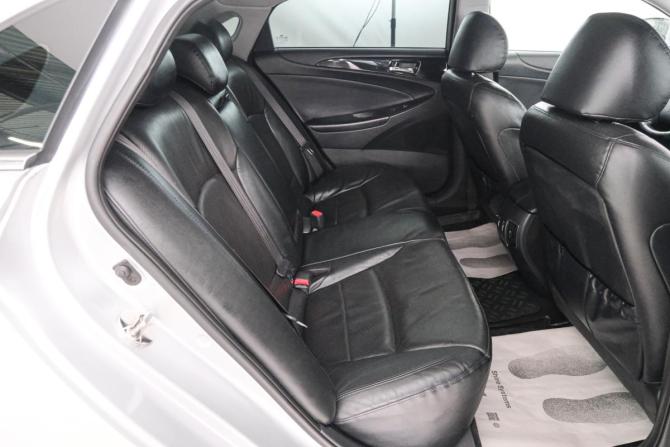 Hyundai Sonata VI (YF) с пробегом 2011 года, цена 1 199 000 рублей, 220100 км, седан, Автокод Объявления