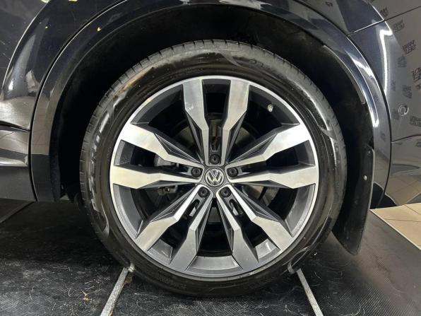 Volkswagen Touareg III с пробегом 2019 года, цена 4 992 000 рублей, 169205 км, внедорожник, Автокод Объявления
