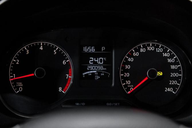 Volkswagen Polo V Рестайлинг с пробегом 2017 года, цена 749 000 рублей, 290100 км, седан, Автокод Объявления