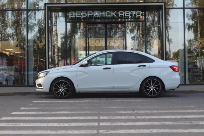 Lada (ВАЗ) Vesta I с пробегом 2019 года, цена 895 000 рублей, 97959 км, седан, Автокод Объявления