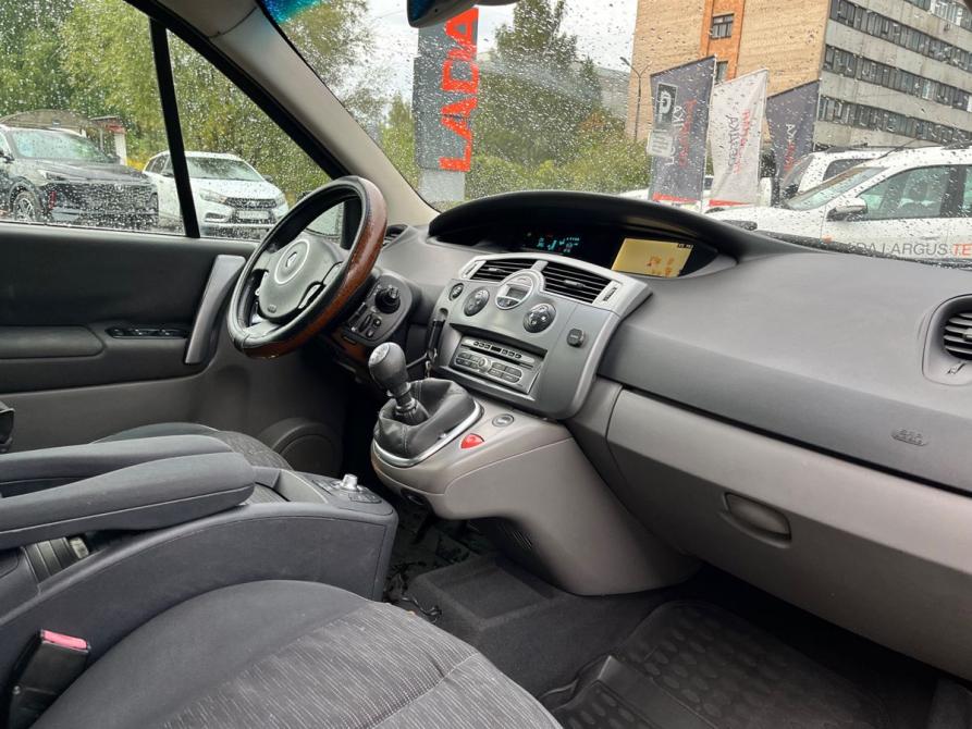 Renault Scenic II Рестайлинг Великие Луки  - изображение 13