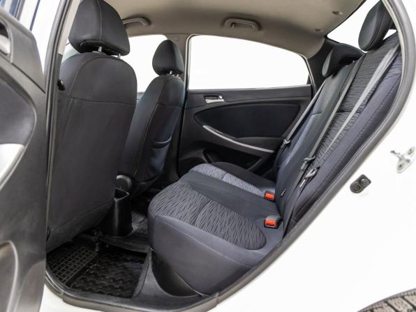 Hyundai Solaris I Рестайлинг с пробегом 2015 года, цена 878 000 рублей, 165377 км, седан, Автокод Объявления