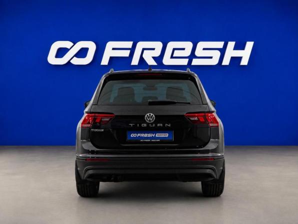 Volkswagen Tiguan II с пробегом 2019 года, цена 2 199 077 рублей, 96734 км, внедорожник, Автокод Объявления