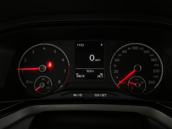 Volkswagen Polo VI с пробегом 2022 года, цена 1 764 000 рублей, 34673 км, лифтбек, Автокод Объявления