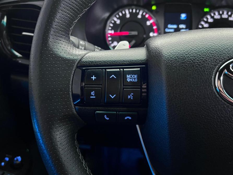Toyota Hilux VIII Рестайлинг 2 Ростов-на-Дону  - изображение 14