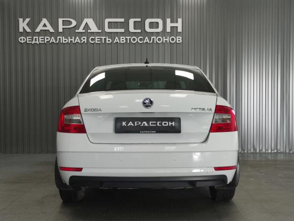 Skoda Octavia III (A7) Рестайлинг с пробегом 2019 года, цена 1 100 000 рублей, 121567 км, лифтбек, Автокод Объявления