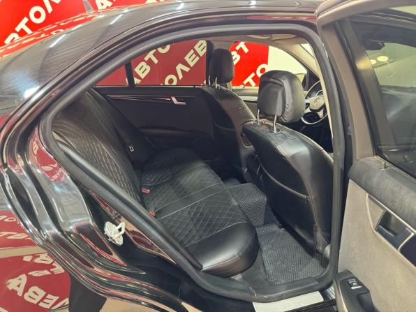 Mercedes-Benz C-Класс III (W204) Рестайлинг с пробегом 2011 года, цена 1 340 000 рублей, 233436 км, седан, Автокод Объявления