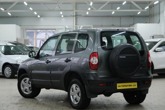 Chevrolet Niva I Рестайлинг с пробегом 2018 года, цена 799 000 рублей, 91845 км, внедорожник, Автокод Объявления
