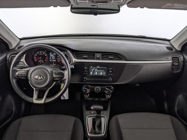 Kia Rio IV Рестайлинг с пробегом 2021 года, цена 1 680 000 рублей, 47426 км, седан, Автокод Объявления