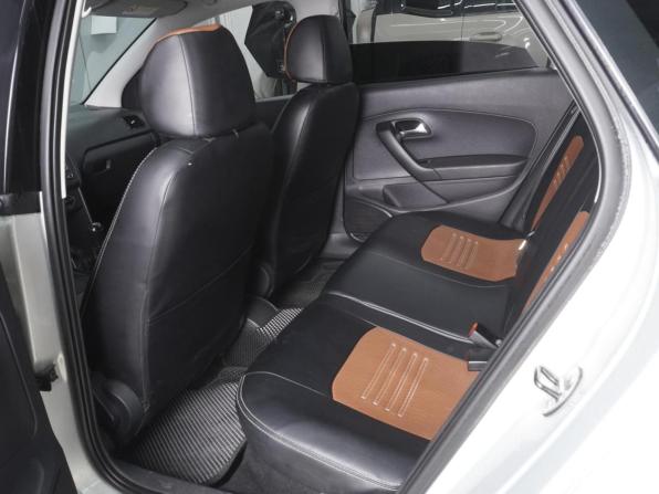 Volkswagen Polo V с пробегом 2013 года, цена 995 000 рублей, 92607 км, седан, Автокод Объявления