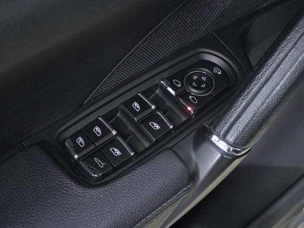 Porsche Cayenne II Рестайлинг (958) с пробегом 2014 года, цена 2 550 000 рублей, 177731 км, внедорожник, Автокод Объявления
