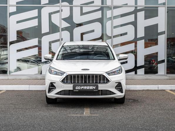 JAC J7 I с пробегом 2023 года, цена 1 498 000 рублей, 44764 км, лифтбек, Автокод Объявления