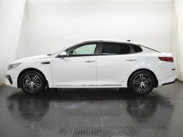 Kia Optima IV Рестайлинг с пробегом 2018 года, цена 1 300 000 рублей, 121017 км, седан, Автокод Объявления