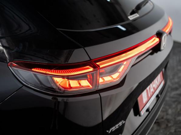 Honda Vezel II с пробегом 2021 года, цена 2 299 500 рублей, 22830 км, внедорожник, Автокод Объявления