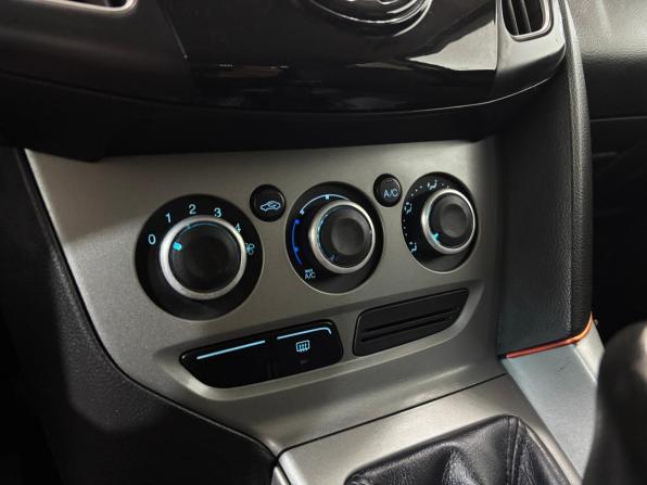 Ford Focus III с пробегом 2011 года, цена 670 000 рублей, 221435 км, хэтчбек, Автокод Объявления