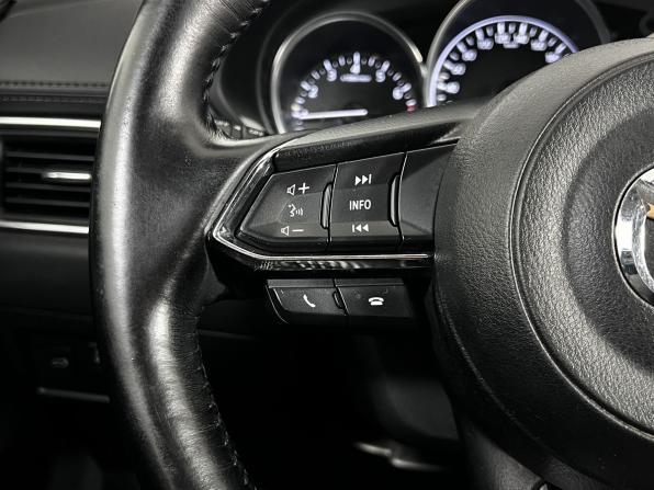 Mazda CX-5 II с пробегом 2017 года, цена 1 900 000 рублей, 211370 км, внедорожник, Автокод Объявления