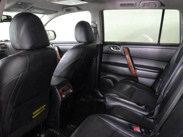 Toyota Highlander II (XU40) Рестайлинг с пробегом 2011 года, цена 1 777 000 рублей, 239166 км, внедорожник, Автокод Объявления