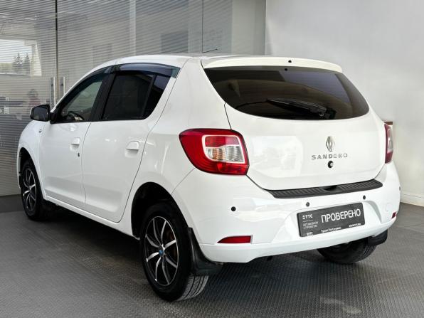 Renault Sandero II Рестайлинг с пробегом 2019 года, цена 649 000 рублей, 202600 км, хэтчбек, Автокод Объявления
